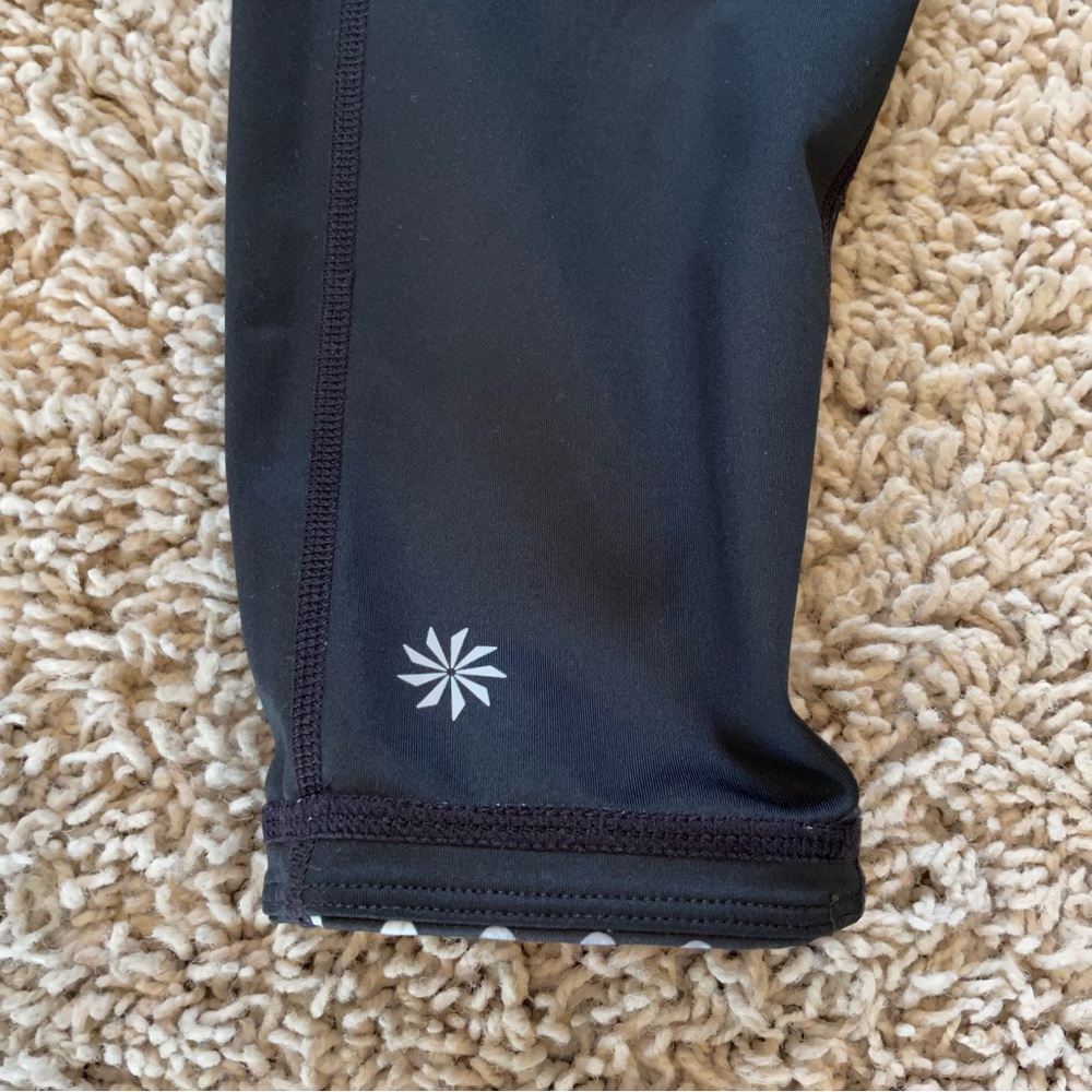Athleta Crystal Chaturanga Polka Dot Leggings Reversible Tights Black White Med - Picture 7 of 13